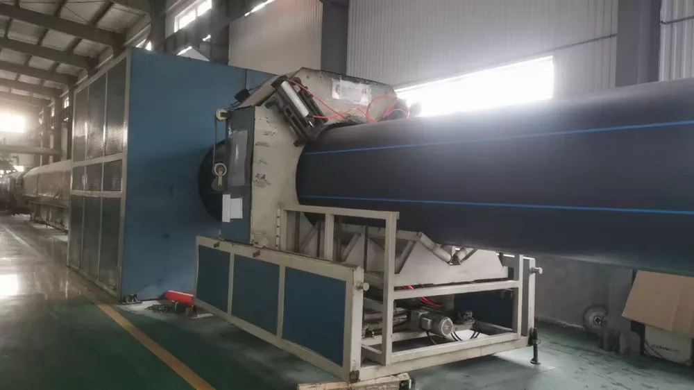 Second-hand transfer · 2015 JWELL 630-1200mm three-layer co-extrusion PE pipe extrusion production line