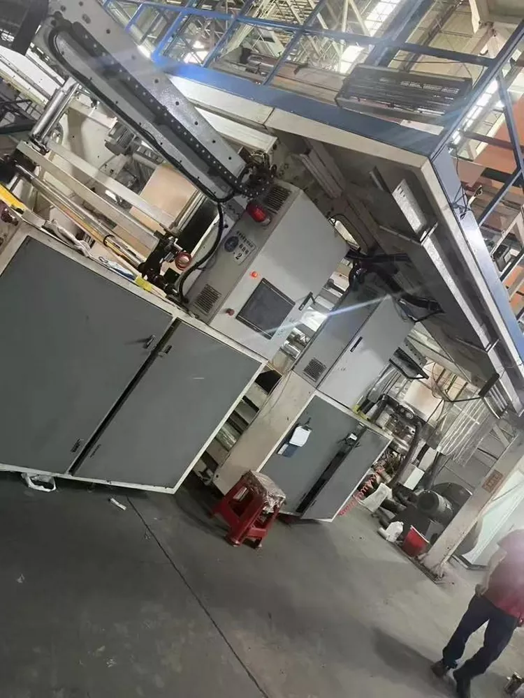 【Used For Sale · 2022 Zhongcheng SL-2200 Rotary Die Triple-Layer Blown Film Machine】