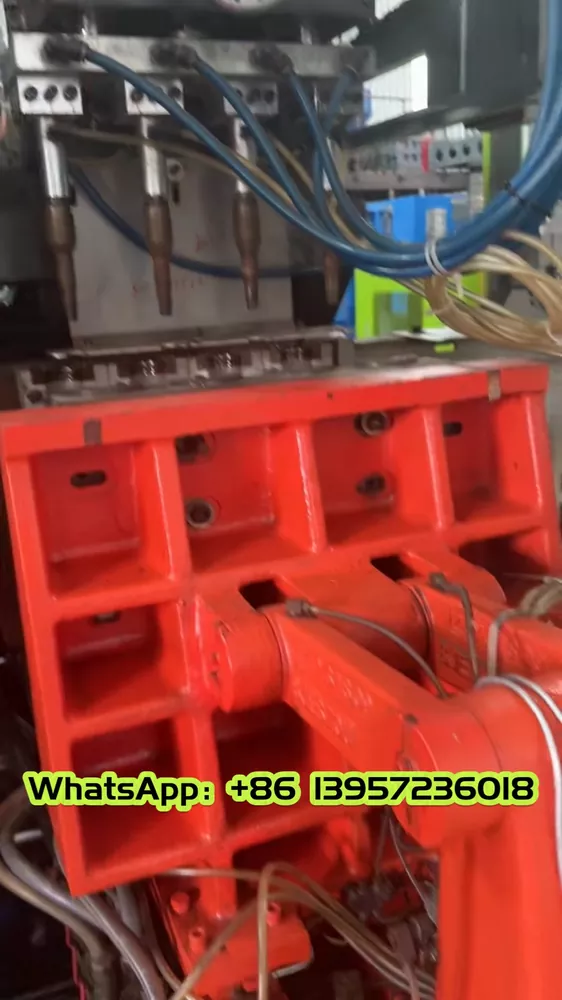 Used for Sale · BLOWELL 4-Layer High-Barrier Blow Molding Machine