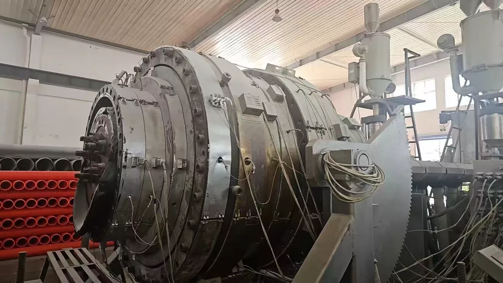 Used For Sale · XINRONG Φ630–Φ1200mm Three-Layer Co-Extrusion PE Pipe Production Line