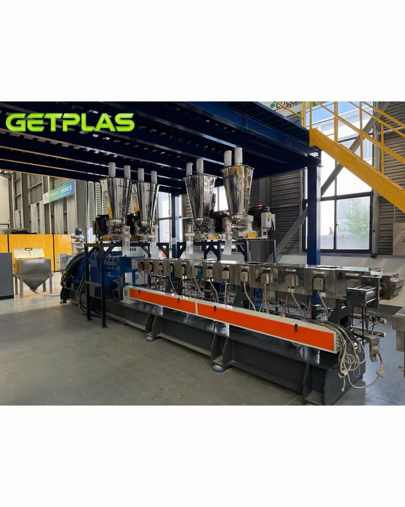 Parallel twin-screw pelletizer