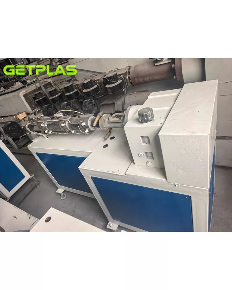 Shuangqiu14 Used Shuangqiu 20-110 PE Pipe 3-Layer Co-extrusion Line For Sale