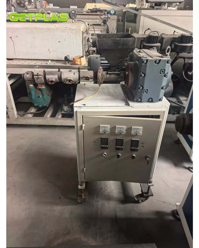 Shuangqiu9 Used Shuangqiu 20-110 PE Pipe 3-Layer Co-extrusion Line For Sale