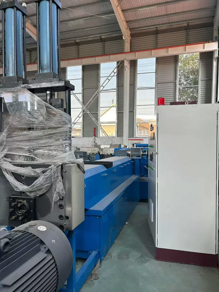 DK160-75 Single Screw + Twin Screw Pelletizing Line