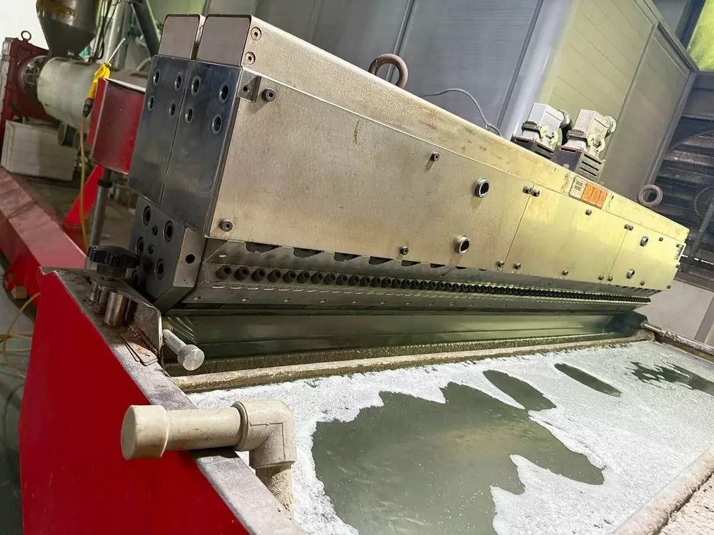 Used 2018 HENGLI 1800mm PP Flat Yarn Extrusion Line