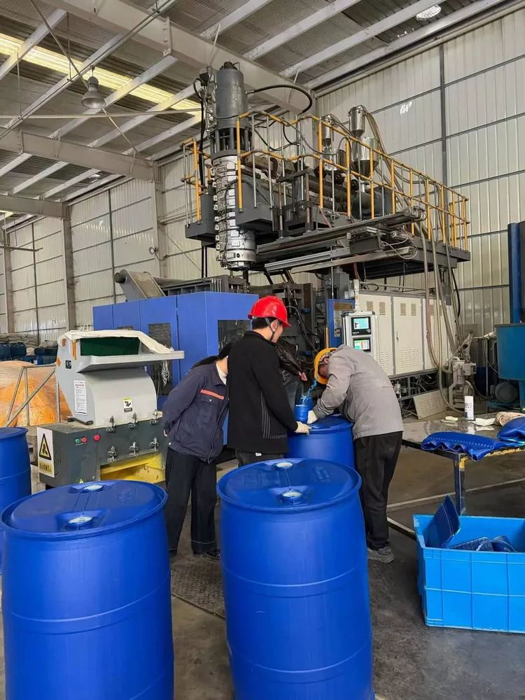 Used Tongda TDB-250F/P Automatic Blow Molding Machine, In Production, Excellent Condition