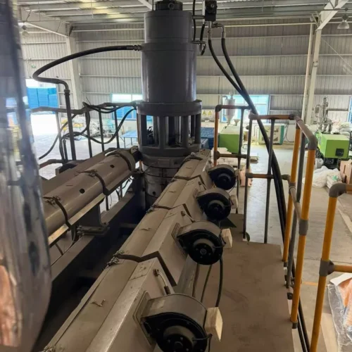 Used Tongda TDB-250F/P Automatic Blow Molding Machine, In Production, Excellent Condition